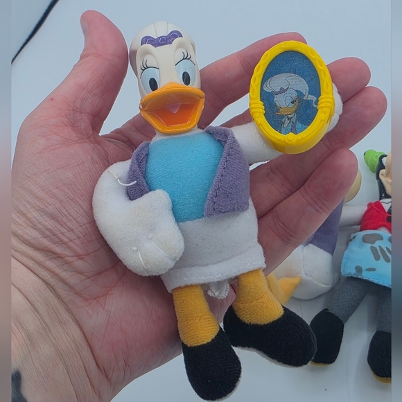 Vintage 2001 McDonald's Disney House Of Mouse Daisy Donald Goofy Pluto Figures - Picture 2 of 16